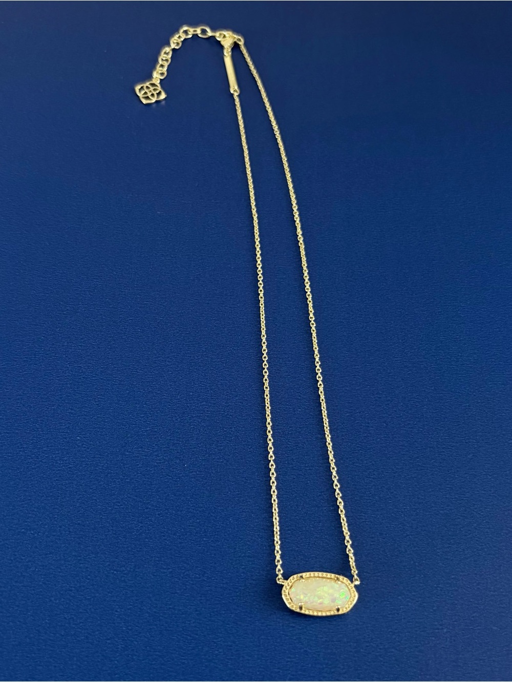 Kendra Scott Gold Iridescent Opal Pendant Necklace